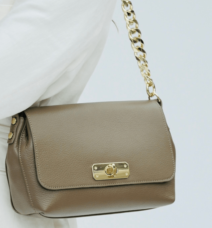 Apatchy London The Maisie Maxi Leather Bag - Fragrance London