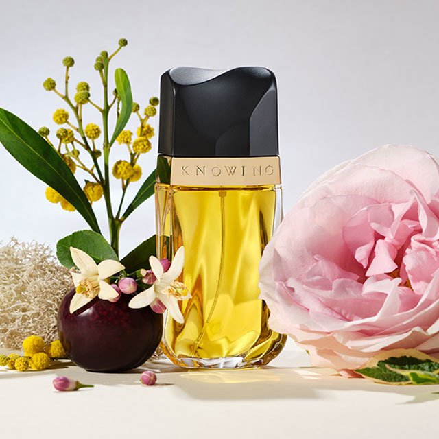 Estee Lauder Knowing Eau De Parfum Spray 75ml - Fragrance London