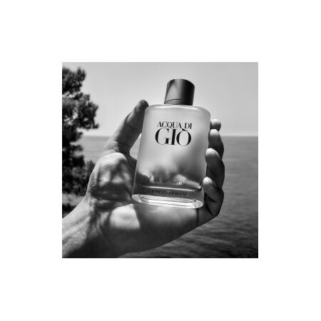Giorgio Armani Acqua di Gio for Men Eau De Toilette Spray 30ml - Fragrance London
