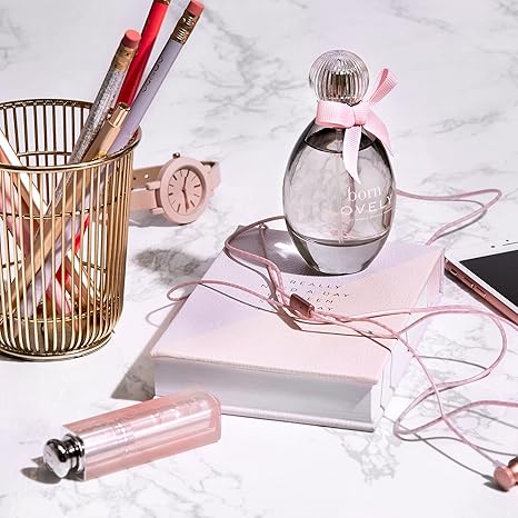 Sarah Jessica Parker Born Lovely Eau De Parfum Spray 50ml - Fragrance London