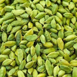 Cardamom Perfume Note: Cool Spice, Silk-Soft Warmth, and Late-Night Ease - Fragrance London