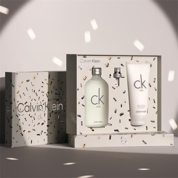 CK One Gift Set (Eau De Toilette Spray 50ml + Shower Gel 100ml)