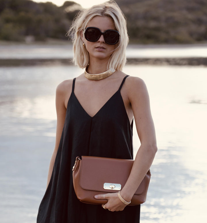 Apatchy London The Maisie Maxi Leather Bag