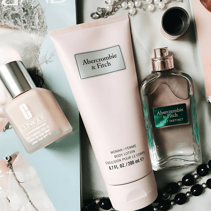 Abercrombie & Fitch First Instinct For Her Eau De Parfum Spray 100ml / Body Lotion 200ml - Fragrance London