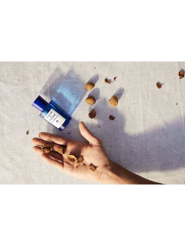 Acqua di Parma Blu Mediterraneo Mandorlo di Sicilia Eau De Toilette Spray 30ml - Fragrance London