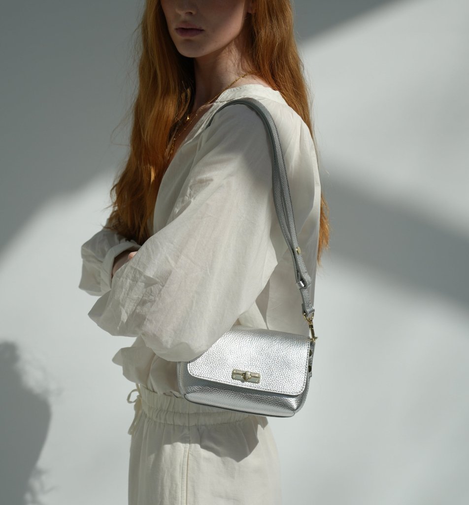 Apatchy London The Maisie Leather Bag - Fragrance London