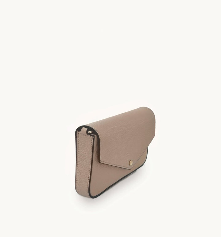 Apatchy London The Munro Leather Shoulder Bag - Fragrance London