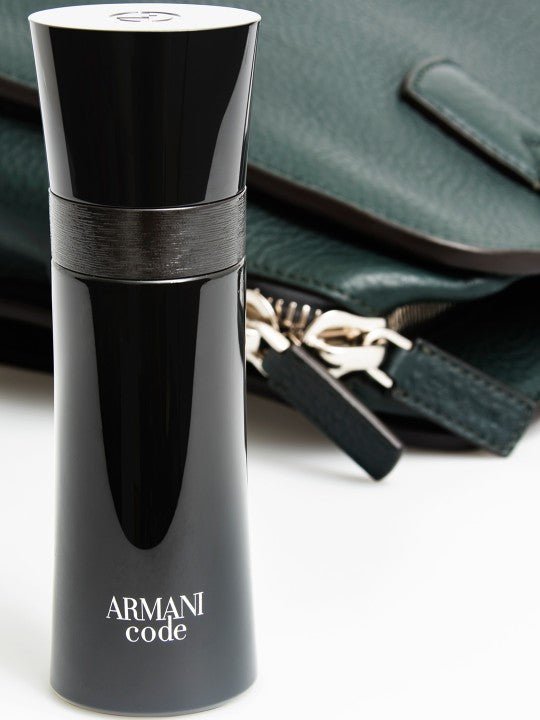Armani Code Man Eau De Toilette Spray 200ml - Fragrance London