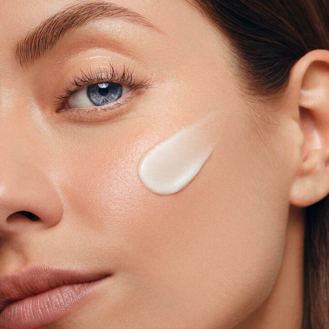 Biotherm Blue Thera Retinol Cream 50ml - Fragrance London