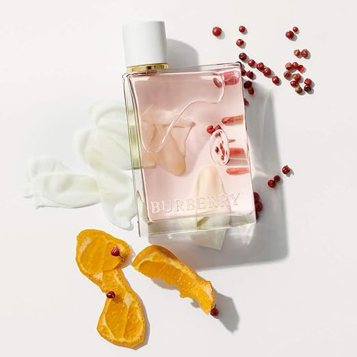 Burberry Eau De Toilette Spray 30ml - Fragrance London