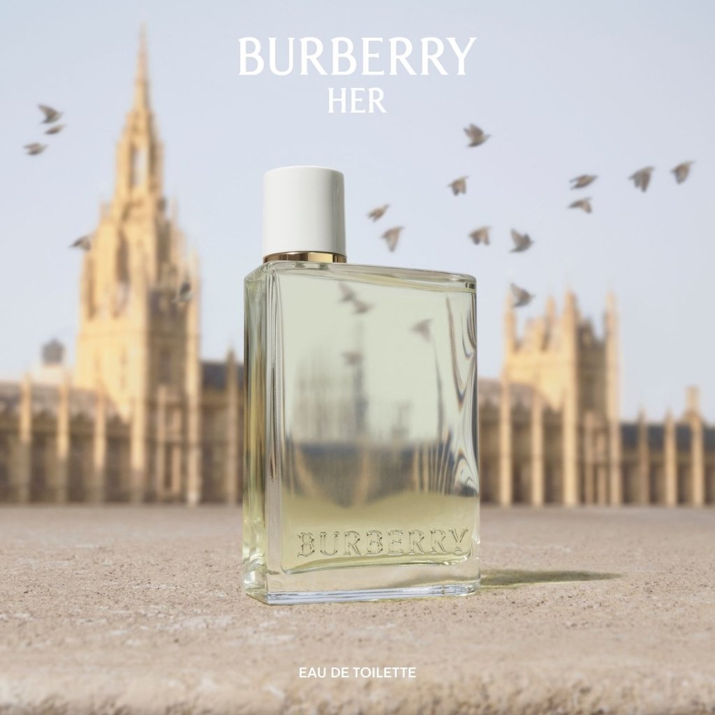 Burberry Her Eau De Toilette Spray 30ml - Fragrance London