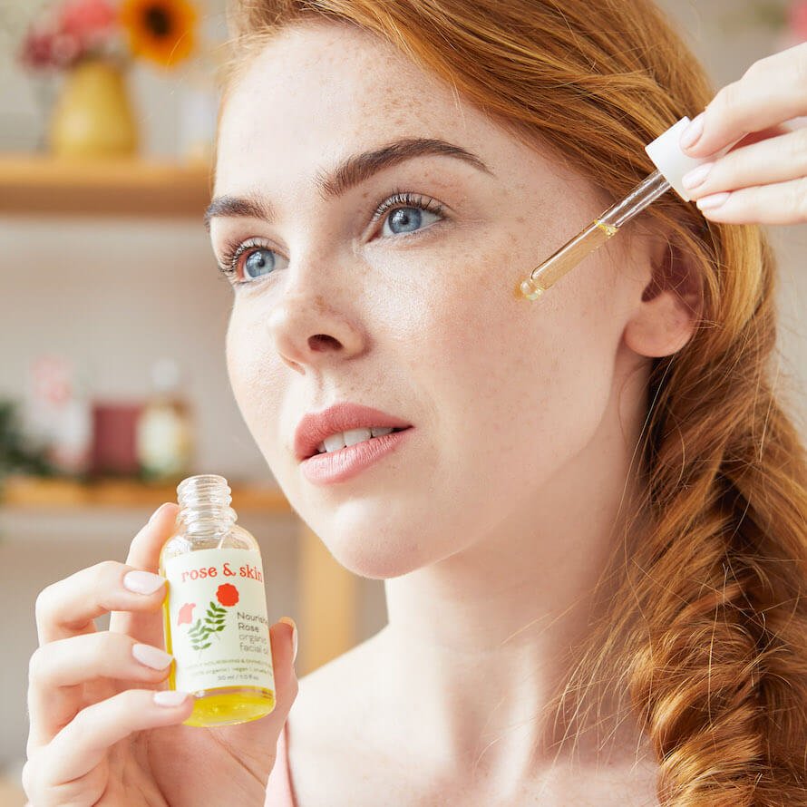 Clarity Blend Nourishing Rose Organic Facial Oil - Fragrance London