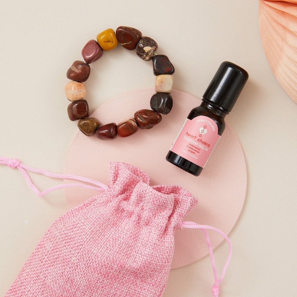 Clarity Blend The Heart Chakra set with mookaite gemstone bracelet and a pulse point roll - on - Fragrance London
