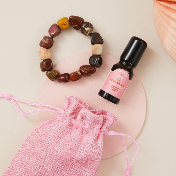 Clarity Blend The Heart Chakra set with mookaite gemstone bracelet and a pulse point roll - on - Fragrance London