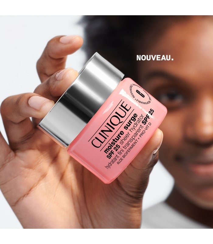 Clinique Moisture Surge Sheer Hydrator SPF25 50ml - Fragrance London