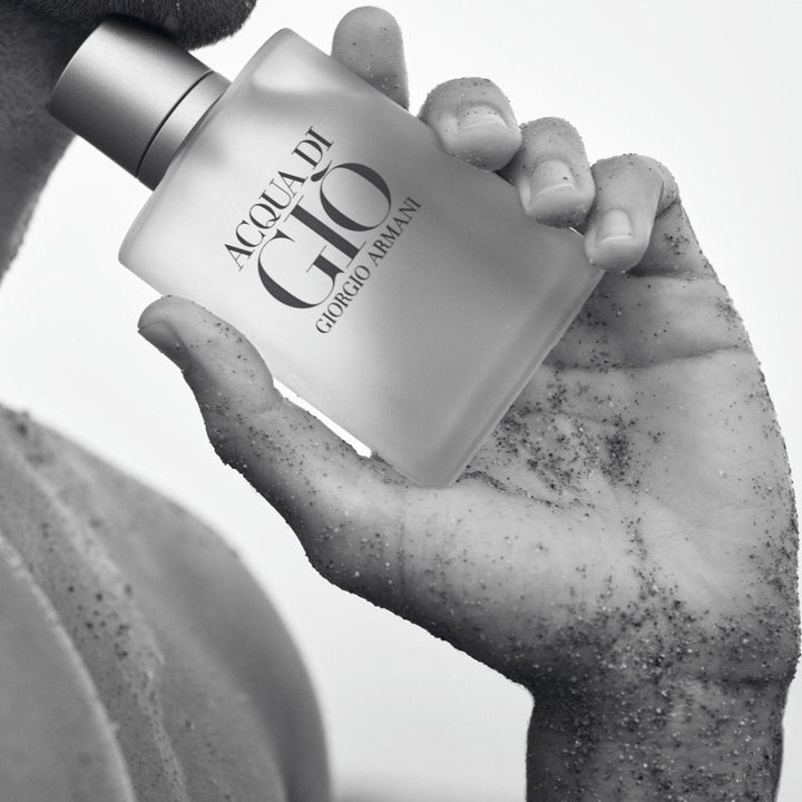 Giorgio Armani Acqua Di Gio Eau de Toilette Spray 100ml - Fragrance London