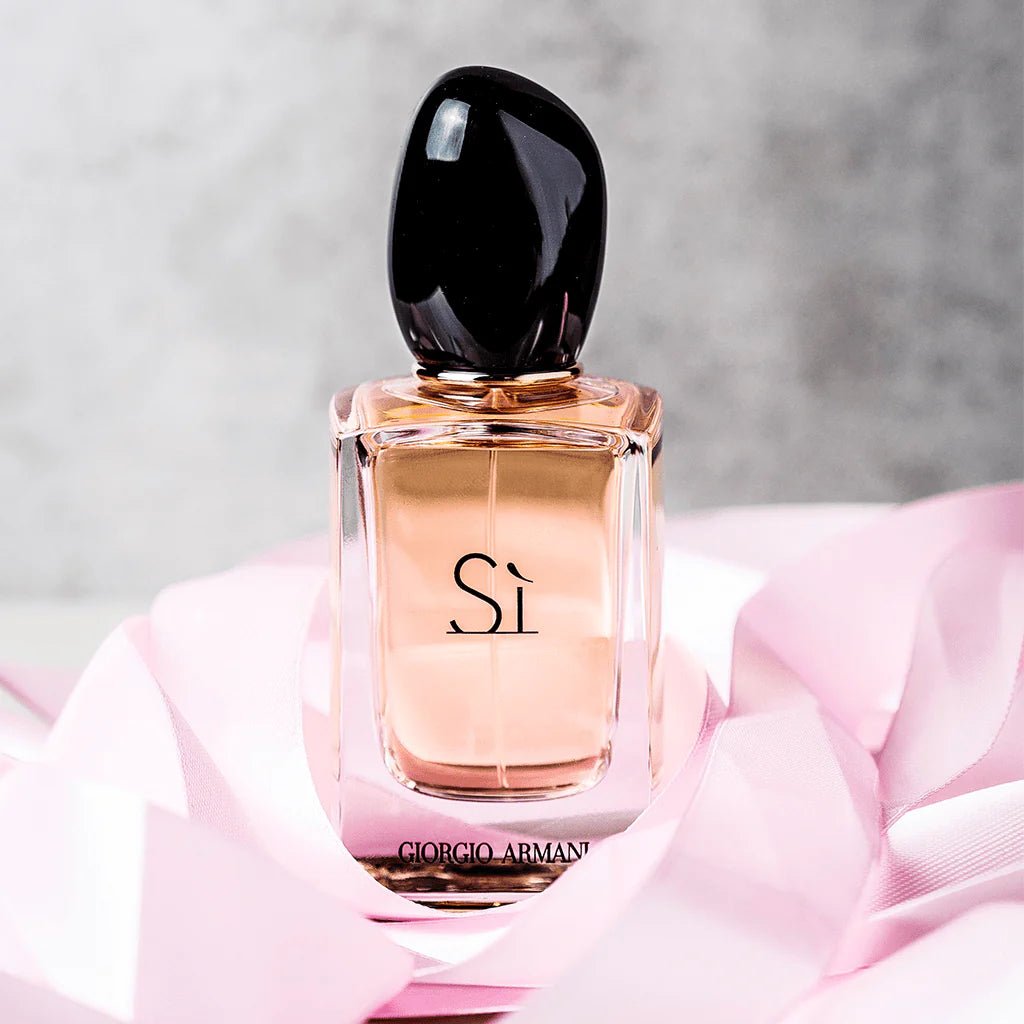 Giorgio Armani Si Eau De Parfum Spray 30ml - Fragrance London
