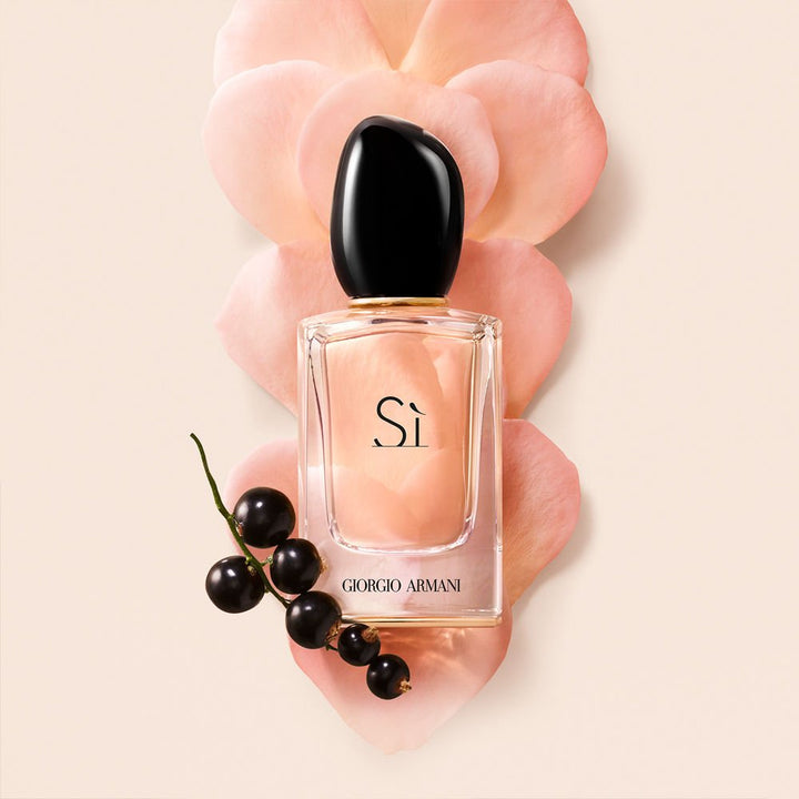Giorgio Armani Si Eau de Parfum Spray 50ml - Fragrance London