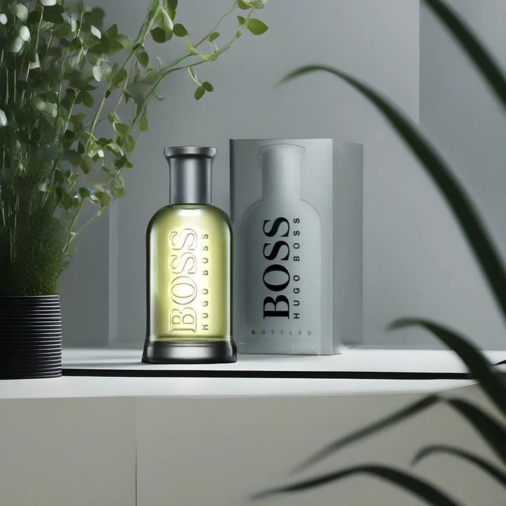 Hugo Boss Boss Bottled Eau de Toilette Spray 100ml - Fragrance London