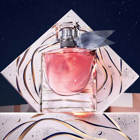 Lancome La Vie Est Belle Gift Set (Eau De Parfum Spray 30ml + Body Lotion 50ml + Shower Gel 50ml) - Fragrance London