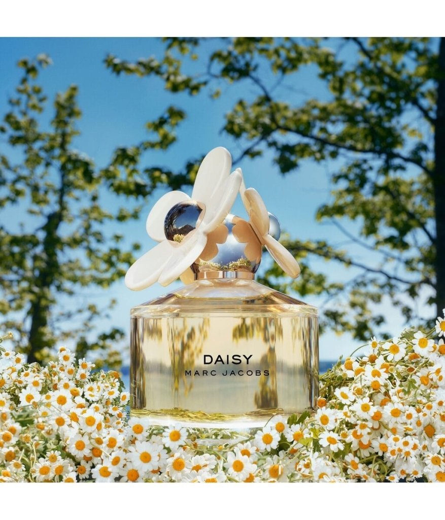 Marc Jacobs Daisy Eau De Toilette Spray 30ml - Fragrance London