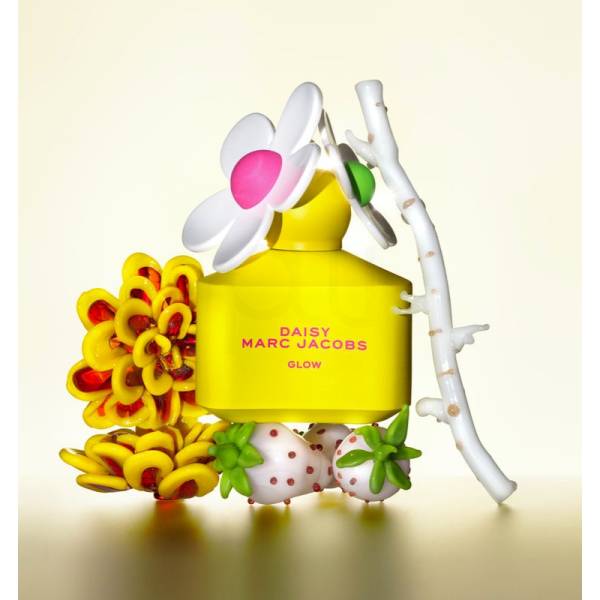 Marc Jacobs Daisy Glow Eau De Toilette Spray 50ml - Fragrance London
