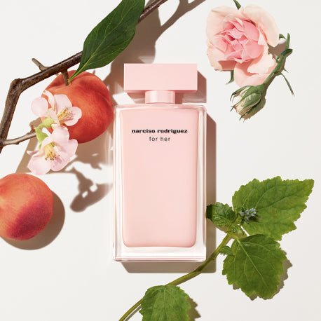 Narciso Rodriguez For Her Eau De Parfum Spray 50ml / Body Lotion 50ml / Eau De Parfum 7.5ml - Fragrance London
