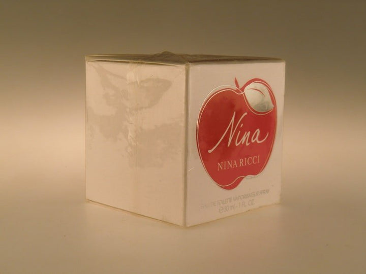 Nina Ricci Nina Eau De Toilette Spray 30ml - Fragrance London