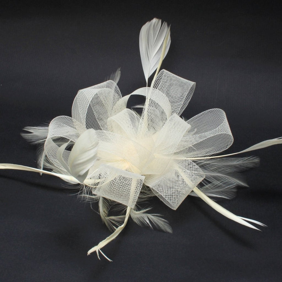 Ruby Rocks Grace Fascinator - Cream - Fragrance London