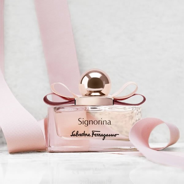 Salvatore Ferragamo Signorina Eau De Parfum Spray 100ml - Fragrance London