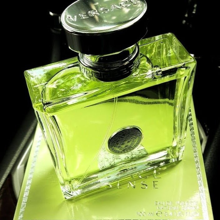 Versace Versense Eau de Toilette Spray 100ml - Fragrance London