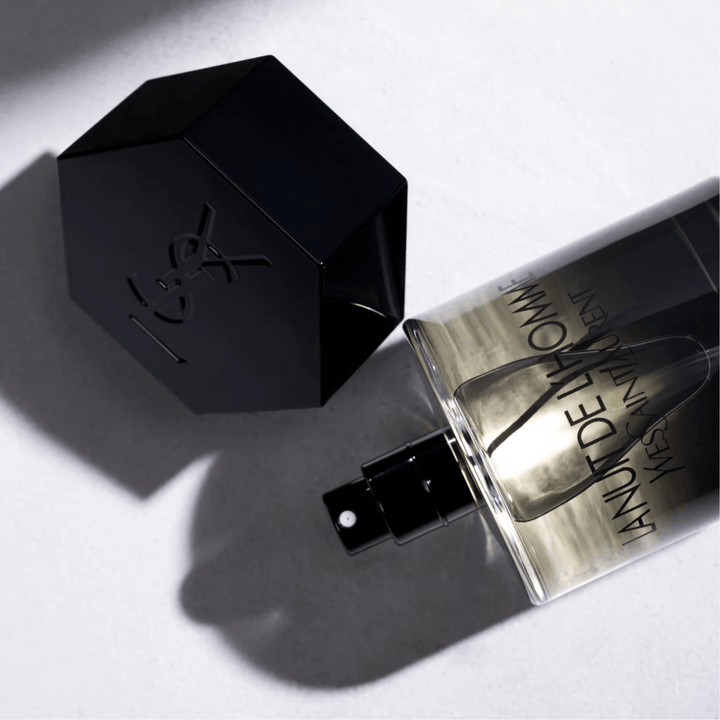 Yves Saint Laurent La Nuit De L'homme Eau De Toilette Spray 200ml - Fragrance London
